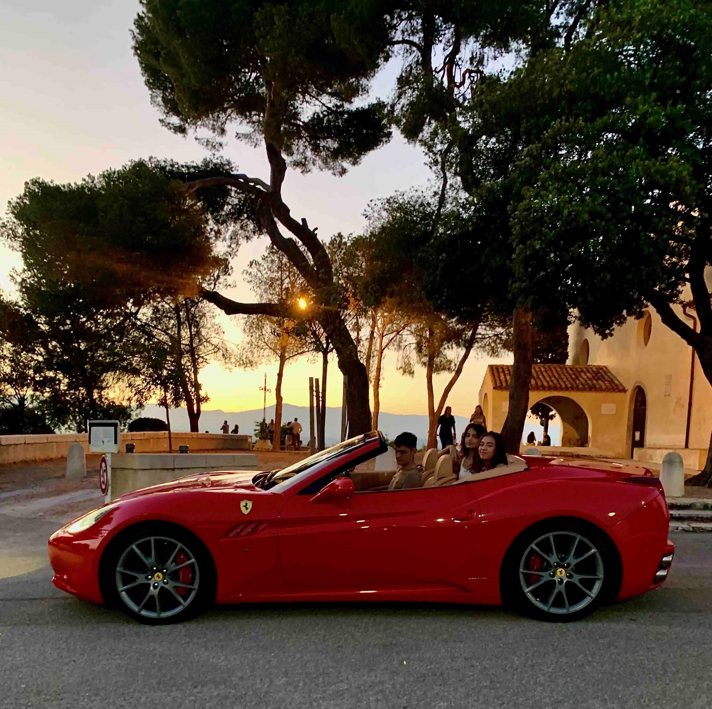 Grand Tour Cannes-Juan les Pins